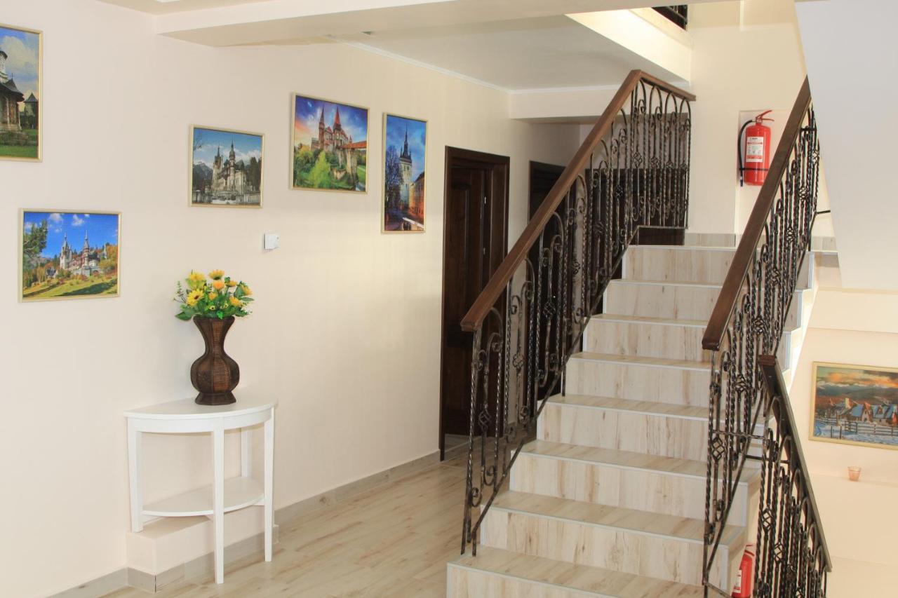 Camere De Inchiriat Băltenii de Sus Exterior foto